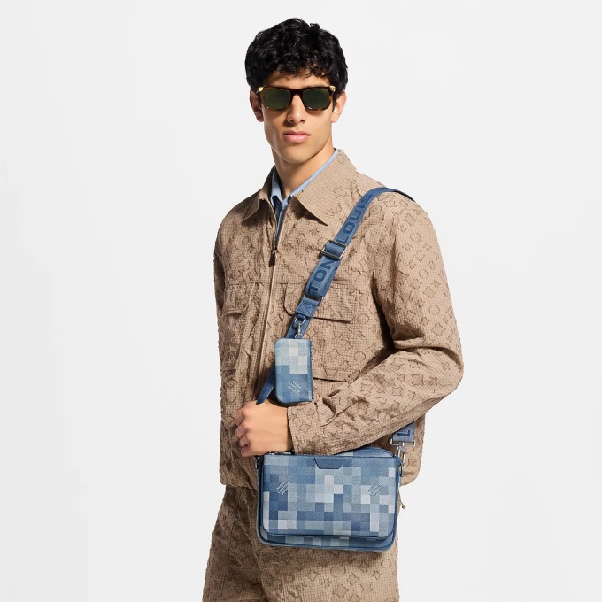 lv louis vuitton trio messenger bag damoflage canvas #m28601
